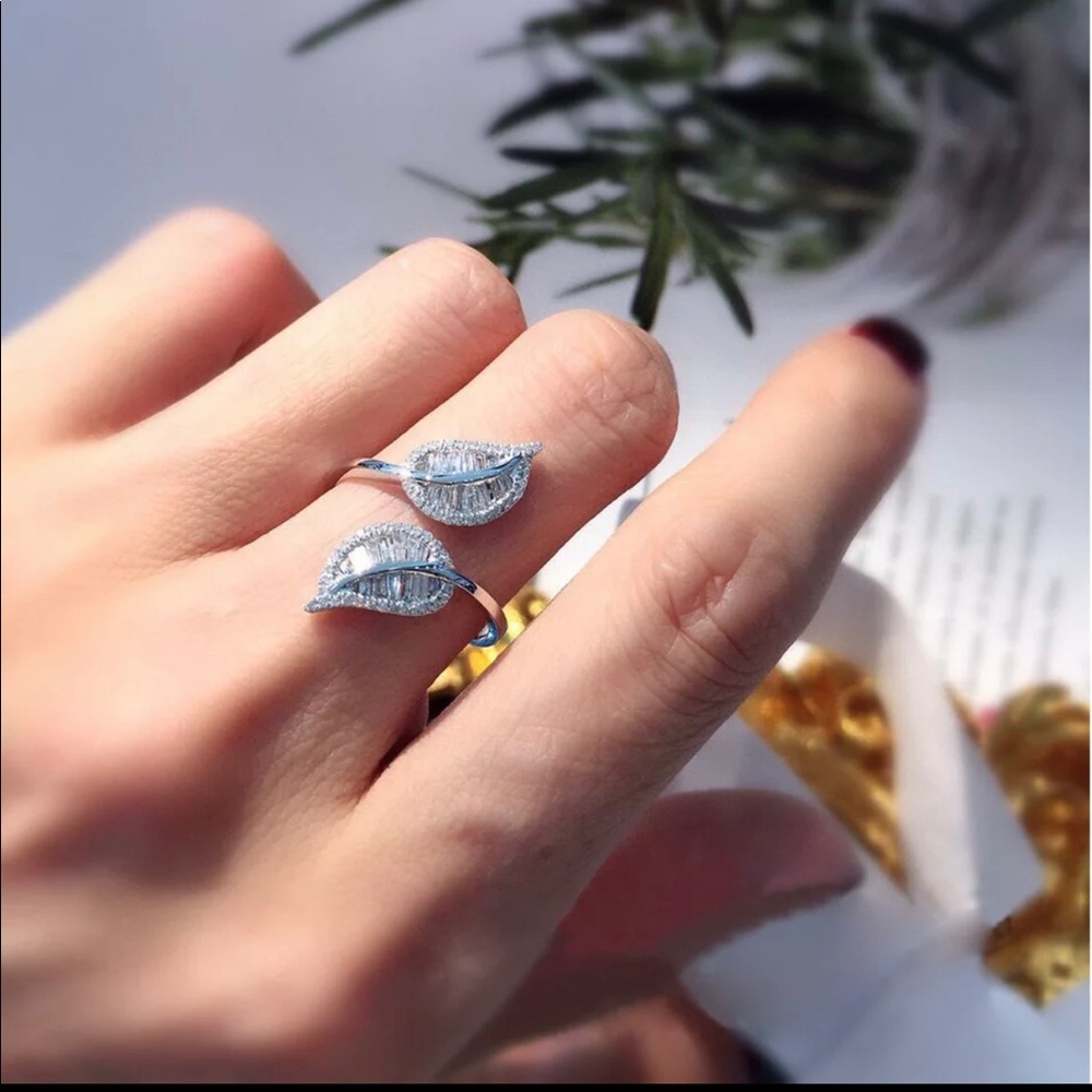 Double leaf ring - Picture 3 of 3